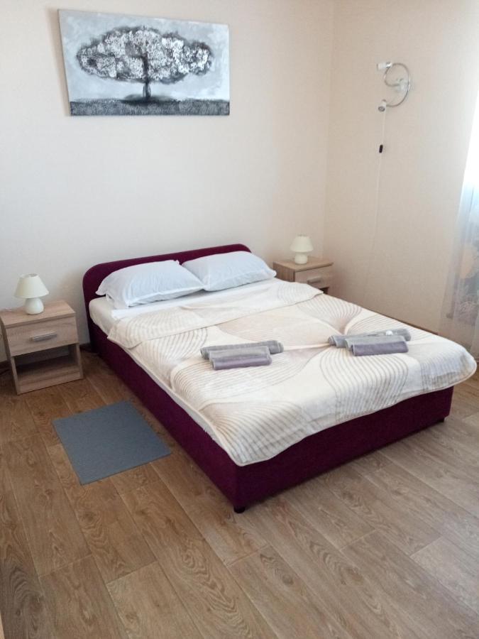 Apartment Benic Zara Esterno foto